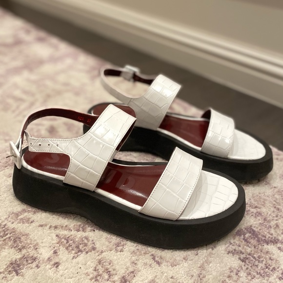 STAUD
Nicky Platform Flat Leather Sandals - Picture 2 of 6